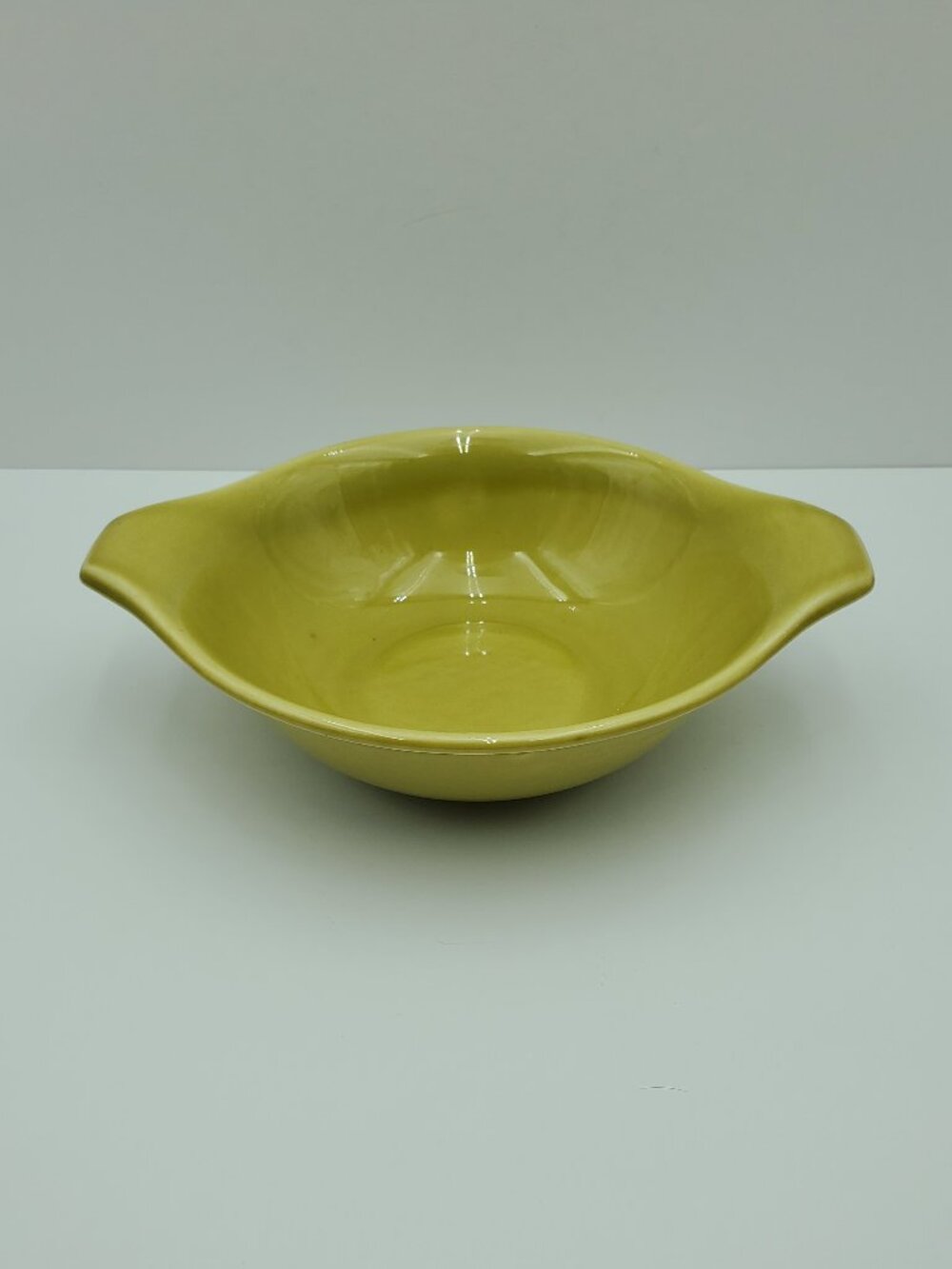 Steubenville American Modern Russel Wright Chartreuse Handled Bowl 9" Baker
